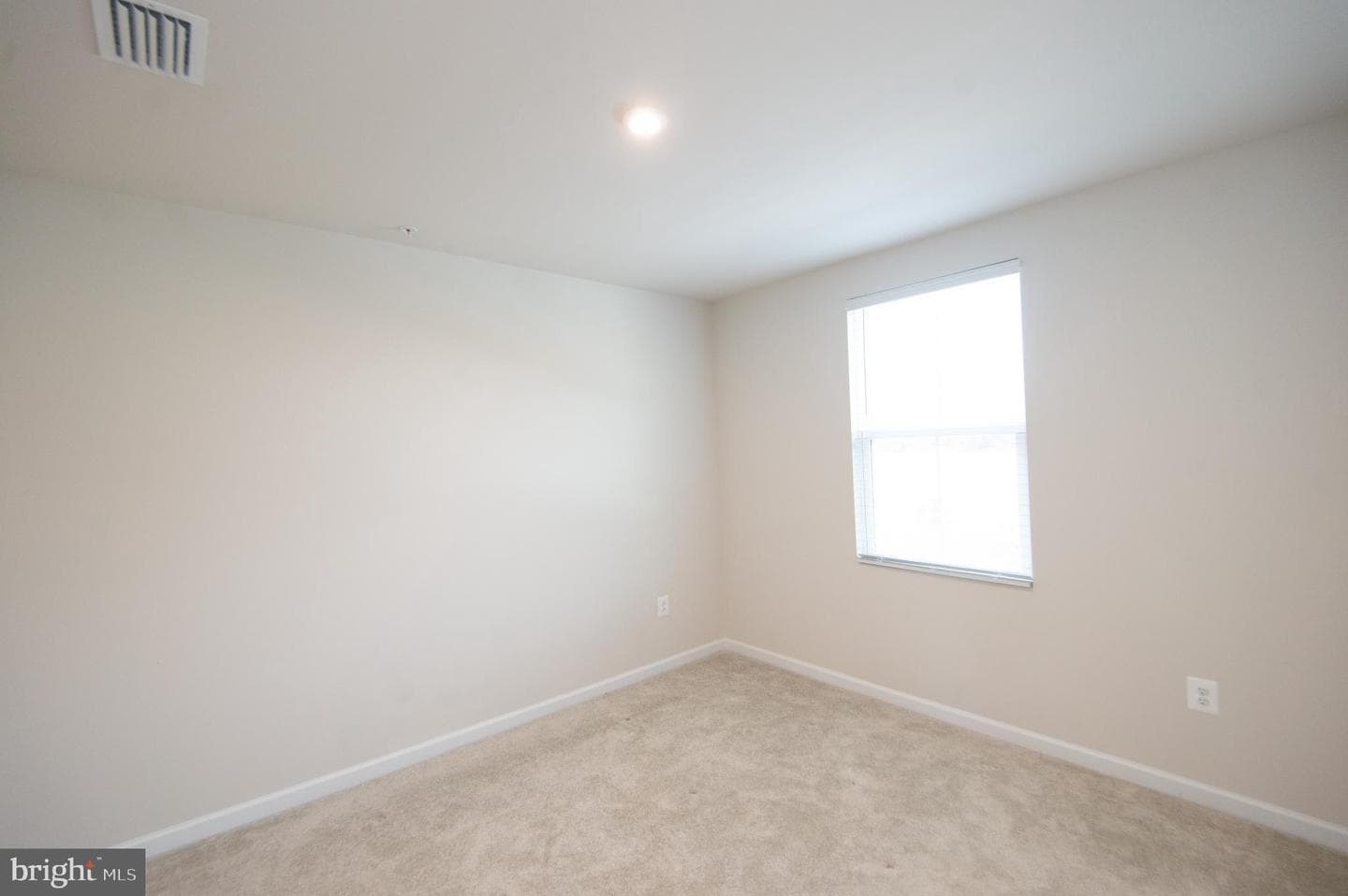 120 Mariners Way photo 19