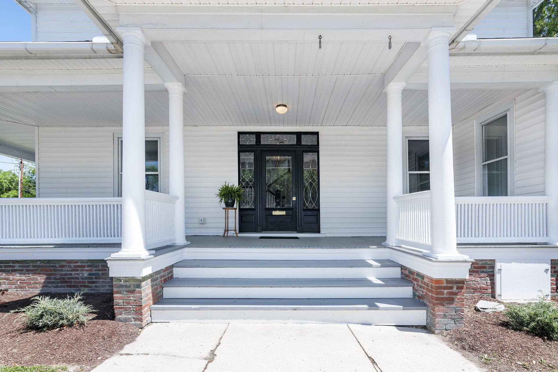 709 Church Street photo 5