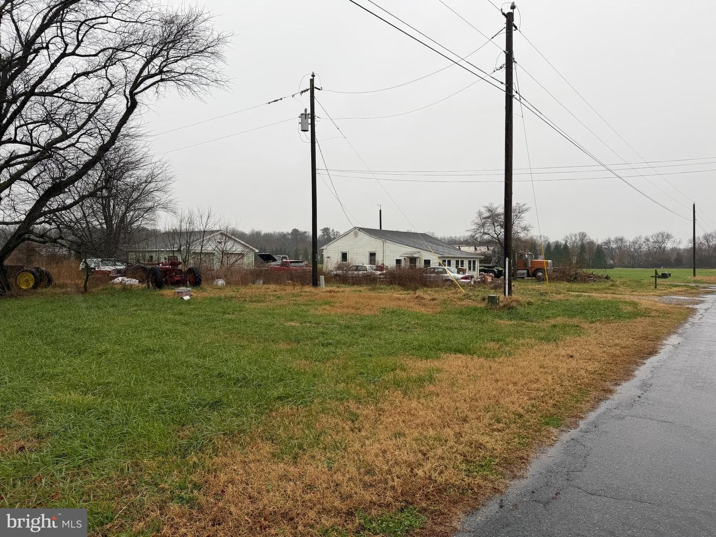 5035 River Road photo 6