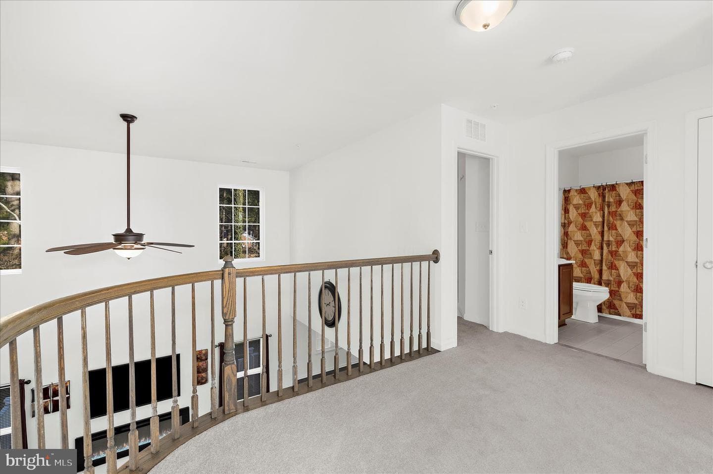 150 Regulator Drive N photo 39