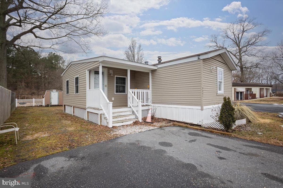 5421 Skipjack Drive N, Cambridge