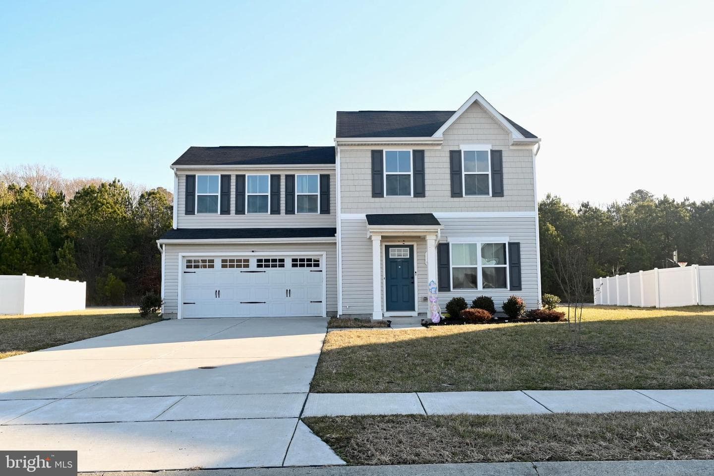 110 Mariners Way photo 2