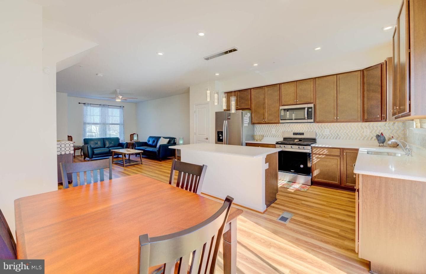 343 Shipyard Drive photo 16
