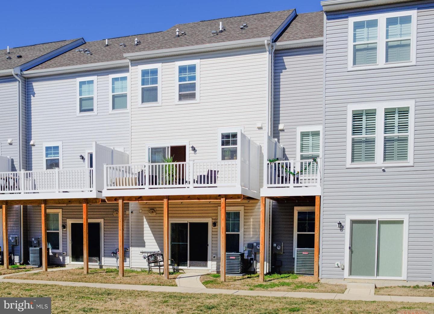 343 Shipyard Drive photo 63