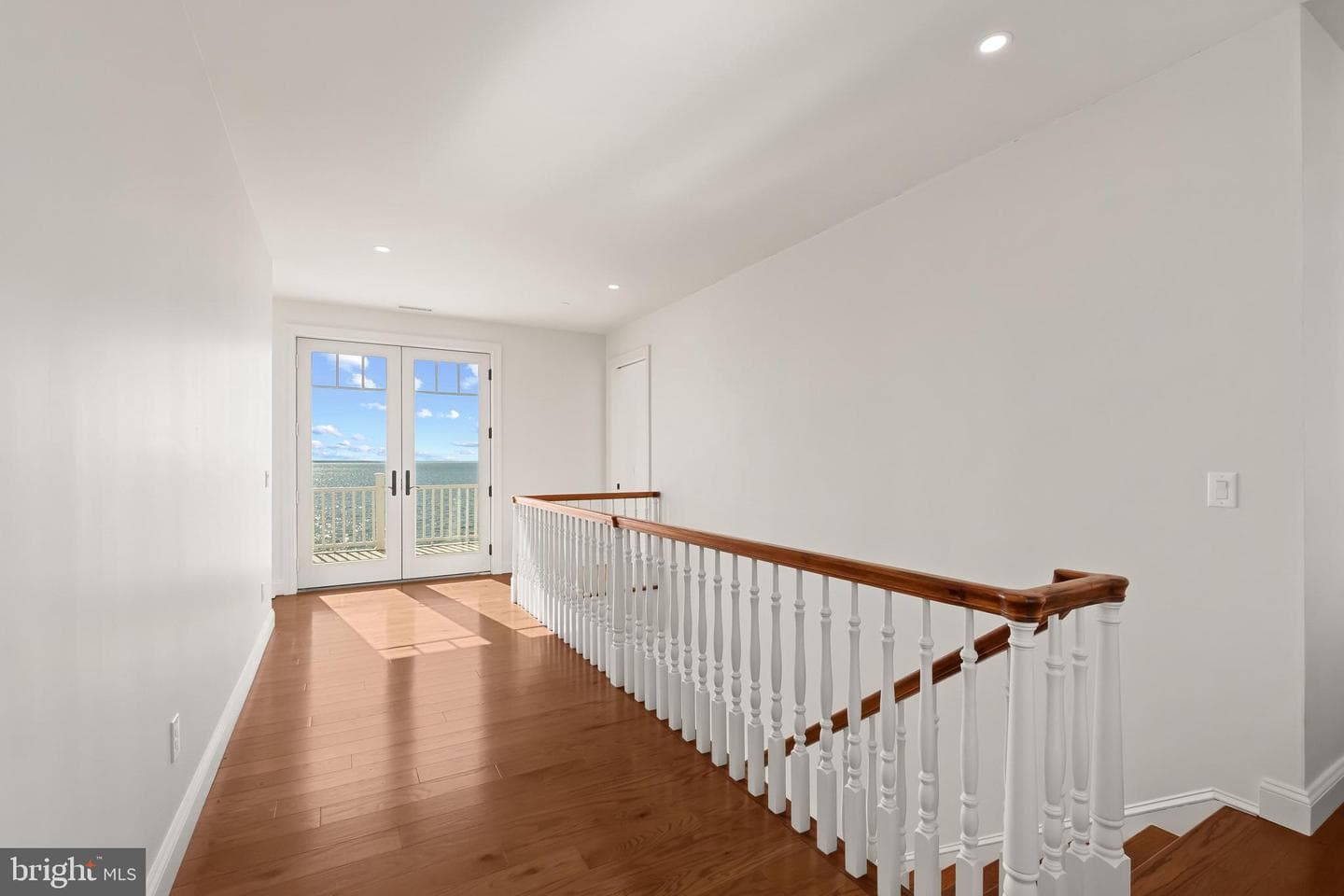 1301 Broadview Drive photo 32