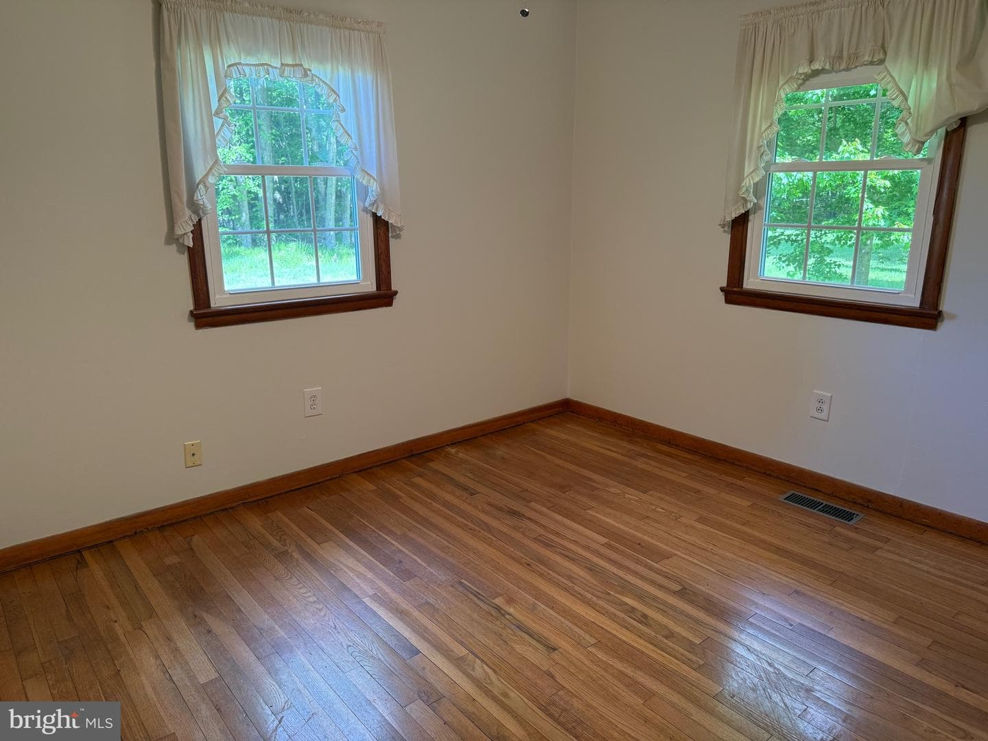 4158 Ocean Gateway photo 19