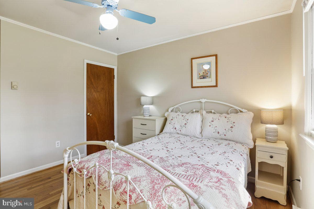 1205 Hambrooks Boulevard photo 16