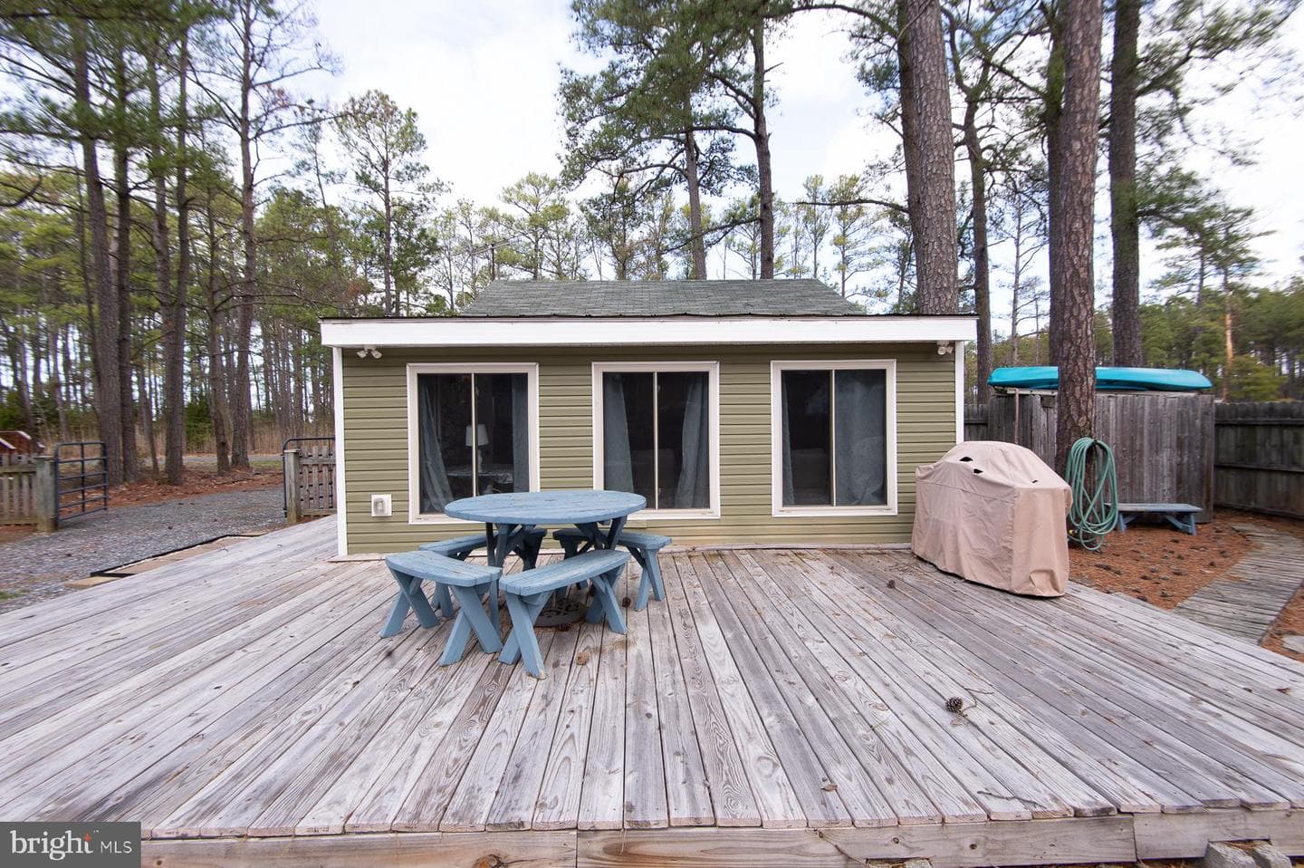 819 Seabreeze Road photo 25