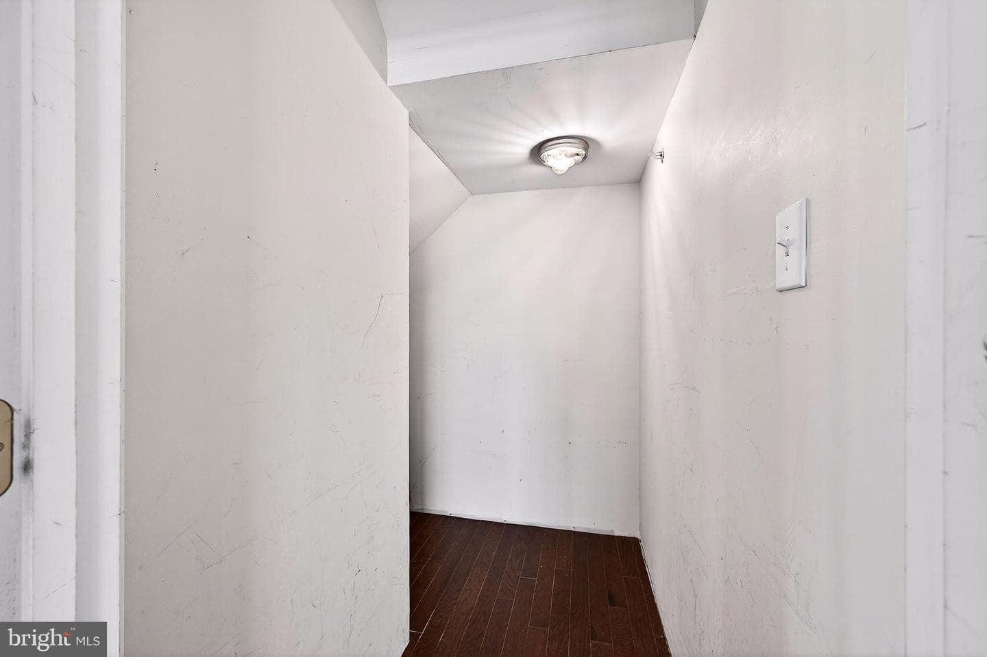 309 Old Squaw Court #30984582 photo 18