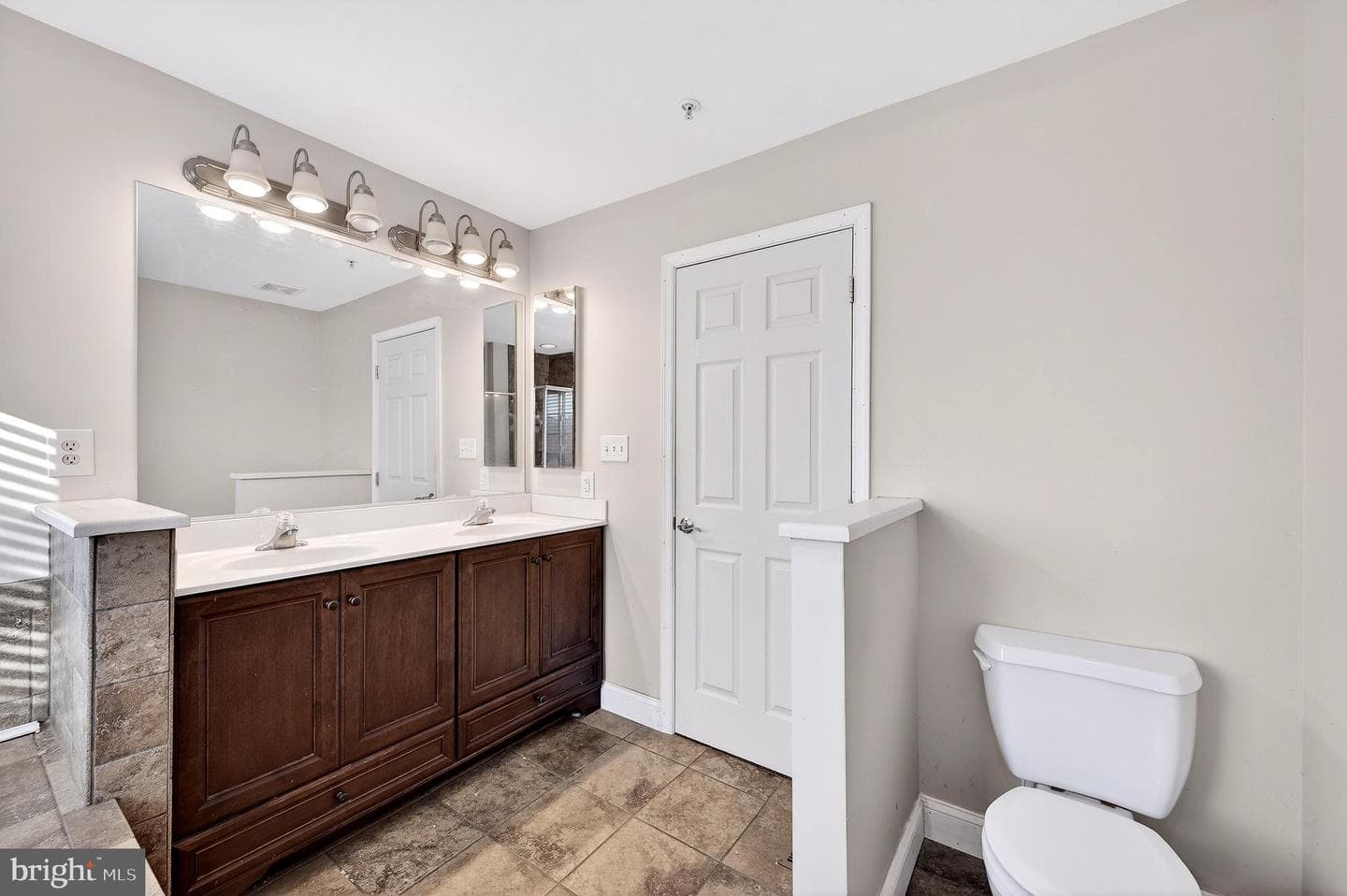 309 Old Squaw Court #30984582 photo 38