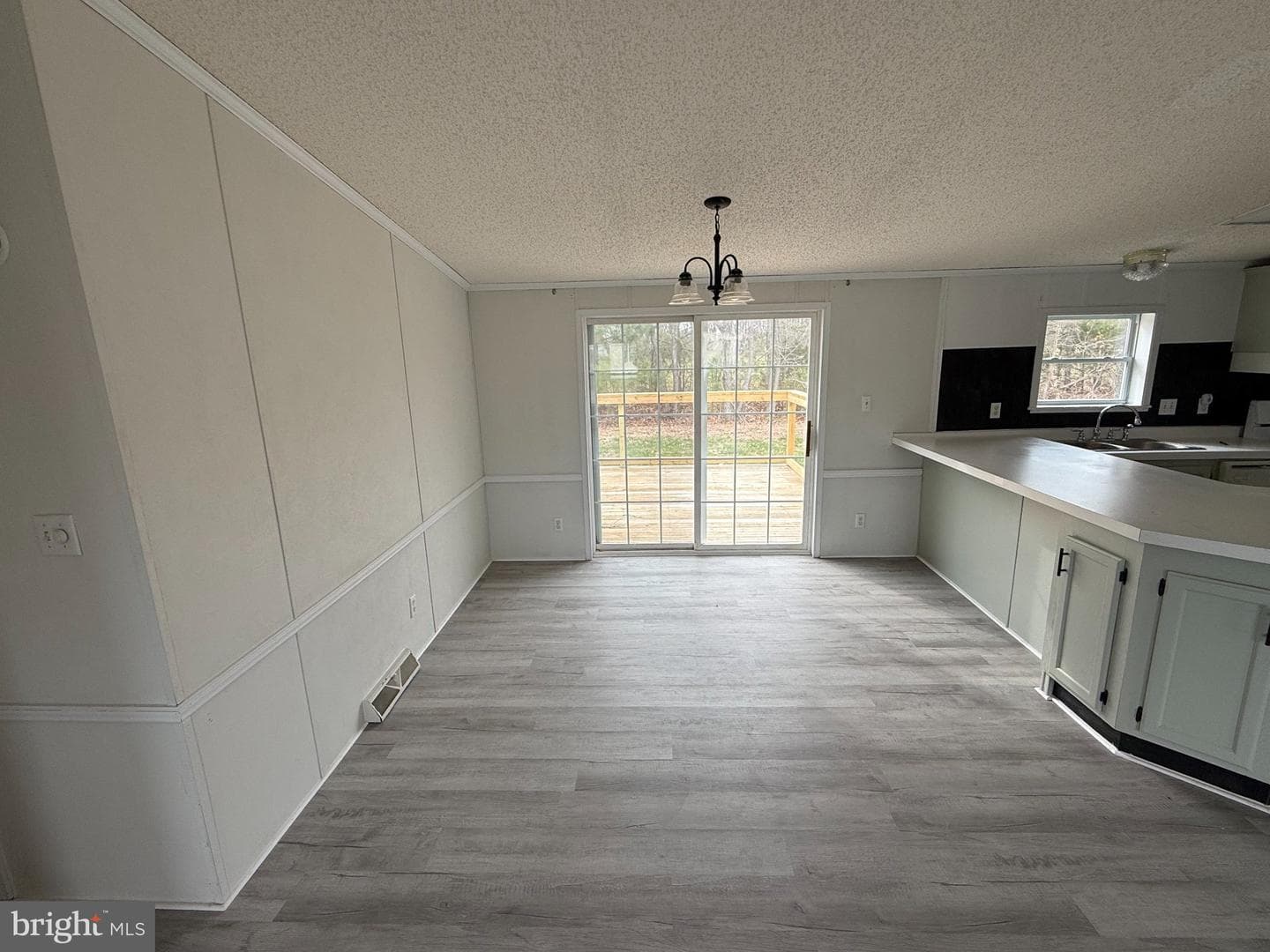 5959 Heritage Road photo 5