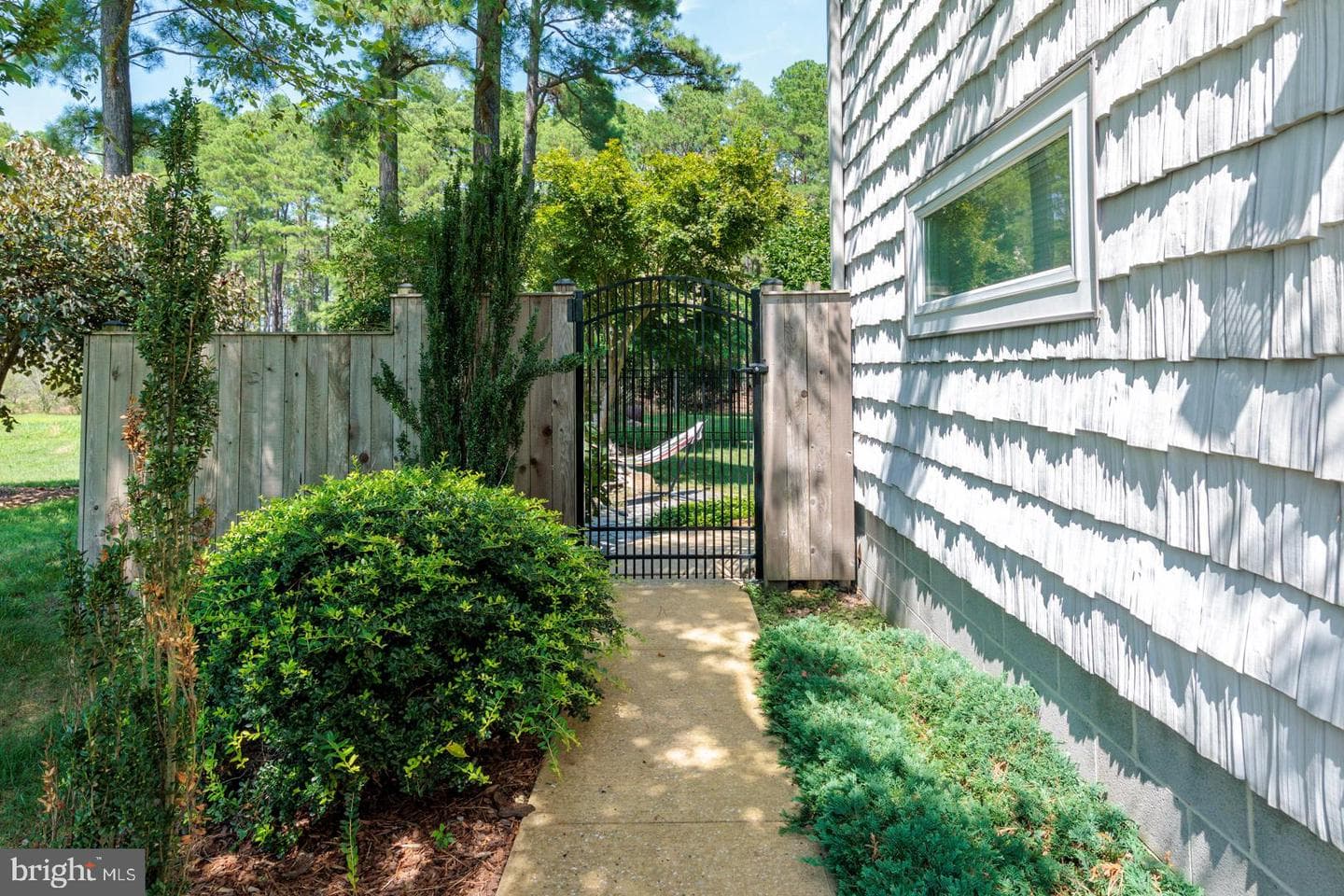 3113 Bay View Dr photo 11