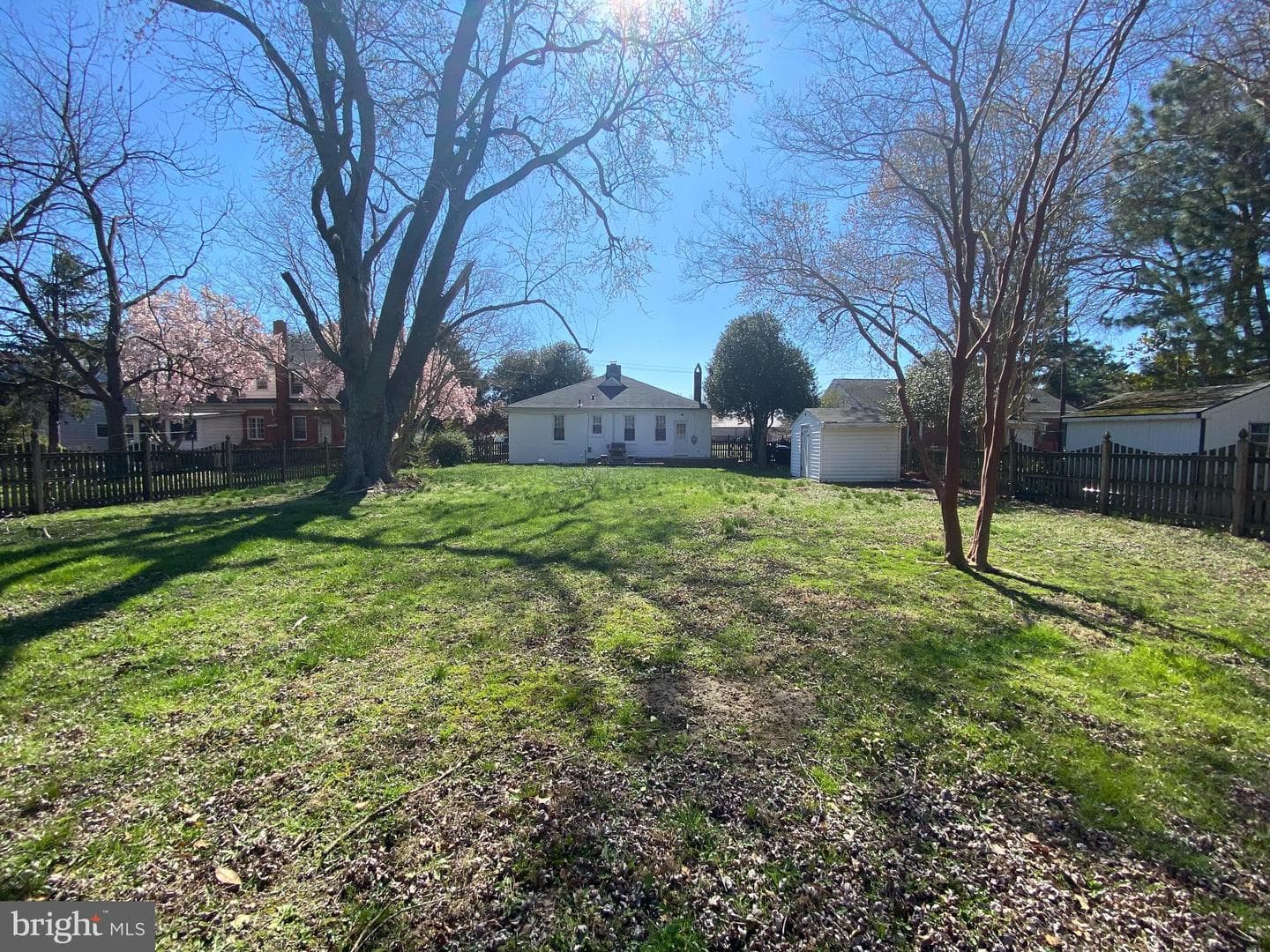 205 Somerset Ave photo 23