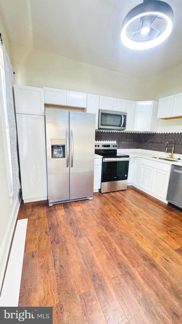 705 Church Street photo 11