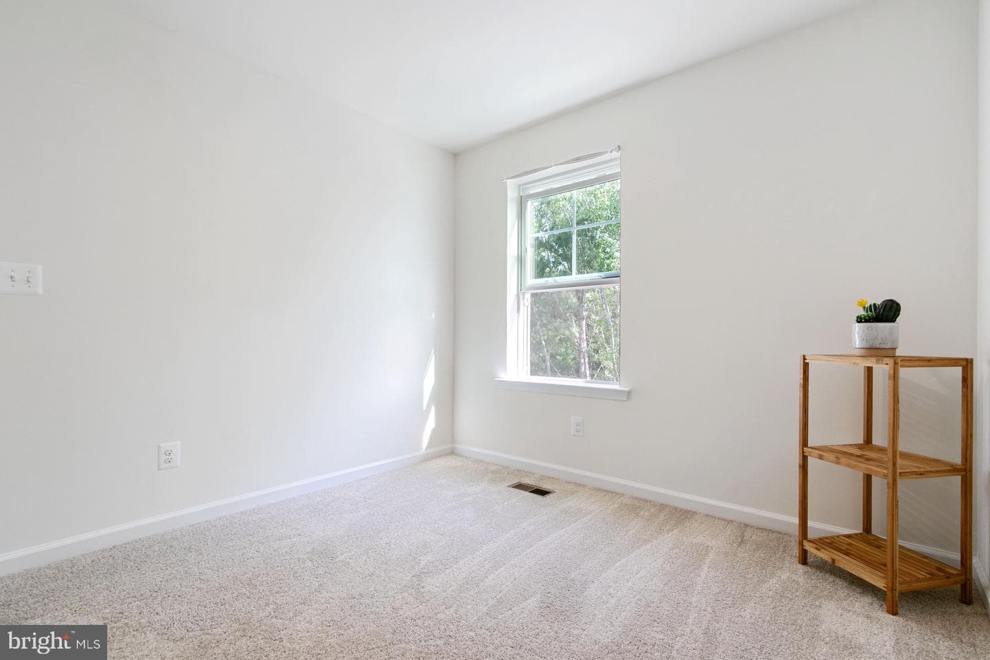 340 Shipyard Drive photo 30