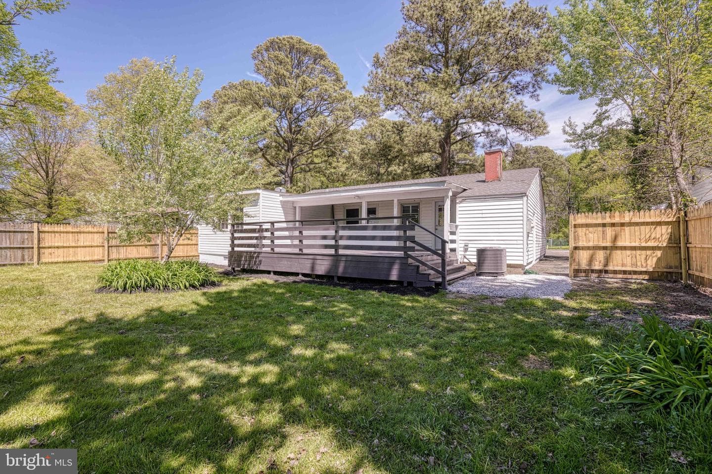 10 Bay View Avenue photo 23