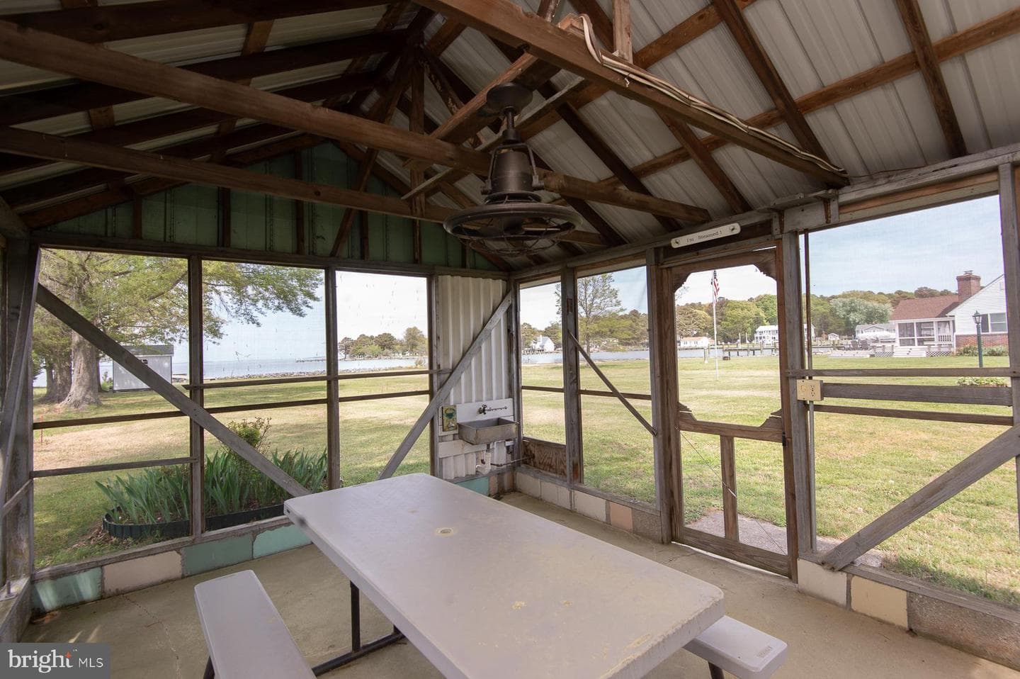 724 Twin Point Cove Road photo 9