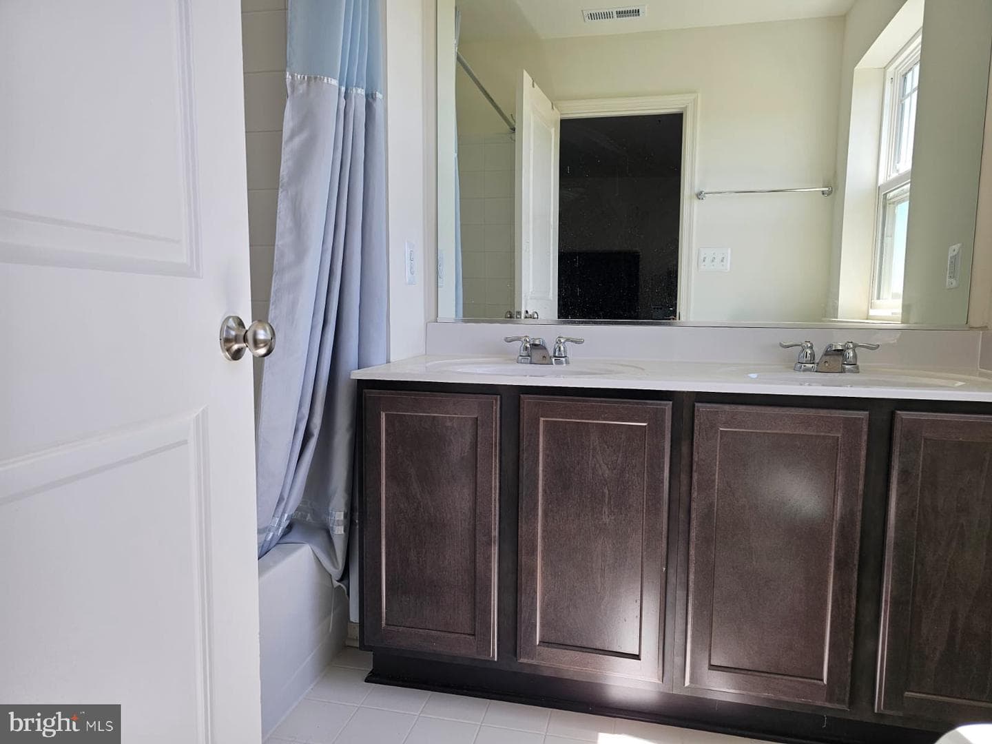 2506 Boeing Way photo 13