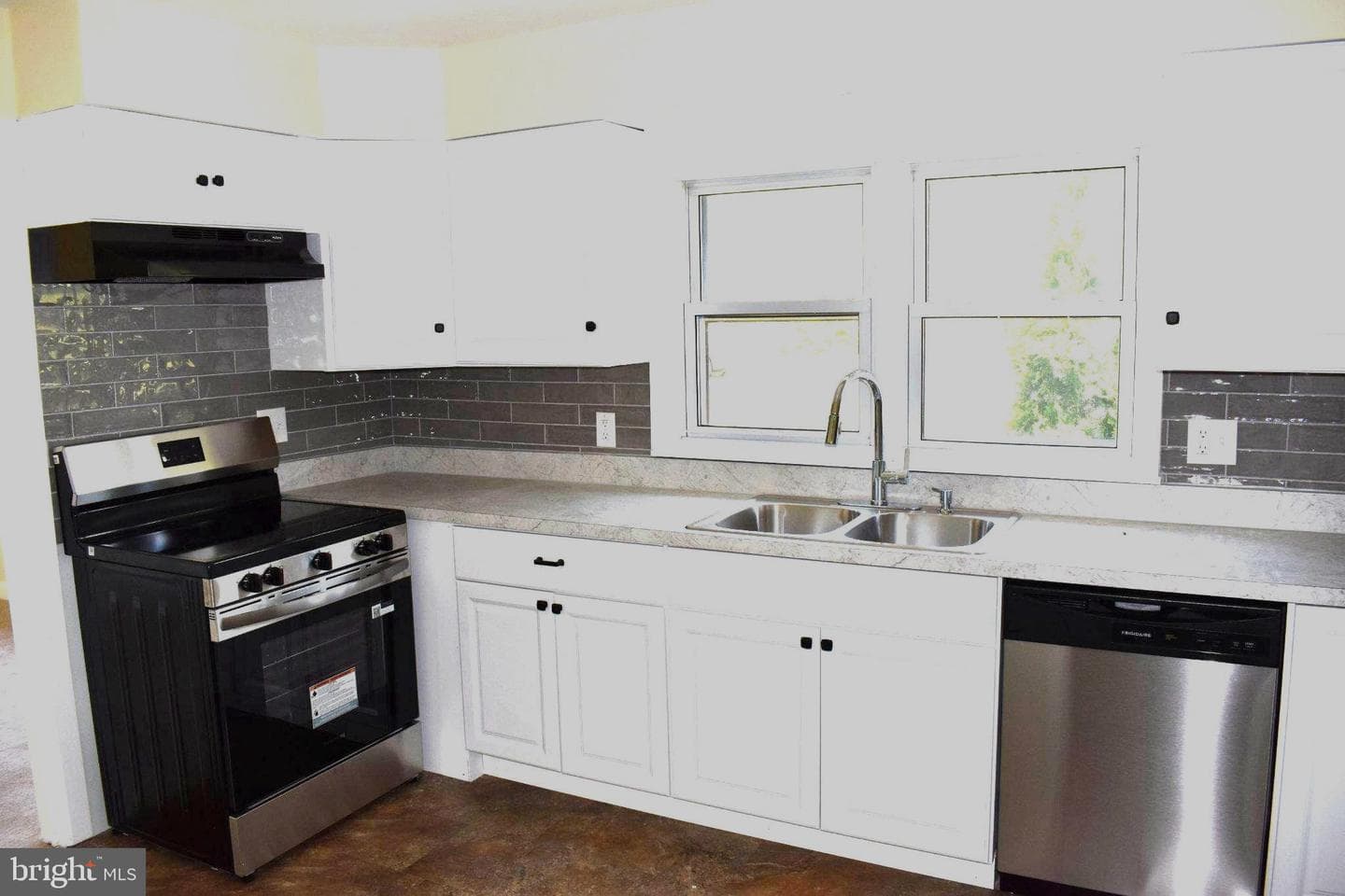 202 Buena Vista Avenue photo 9