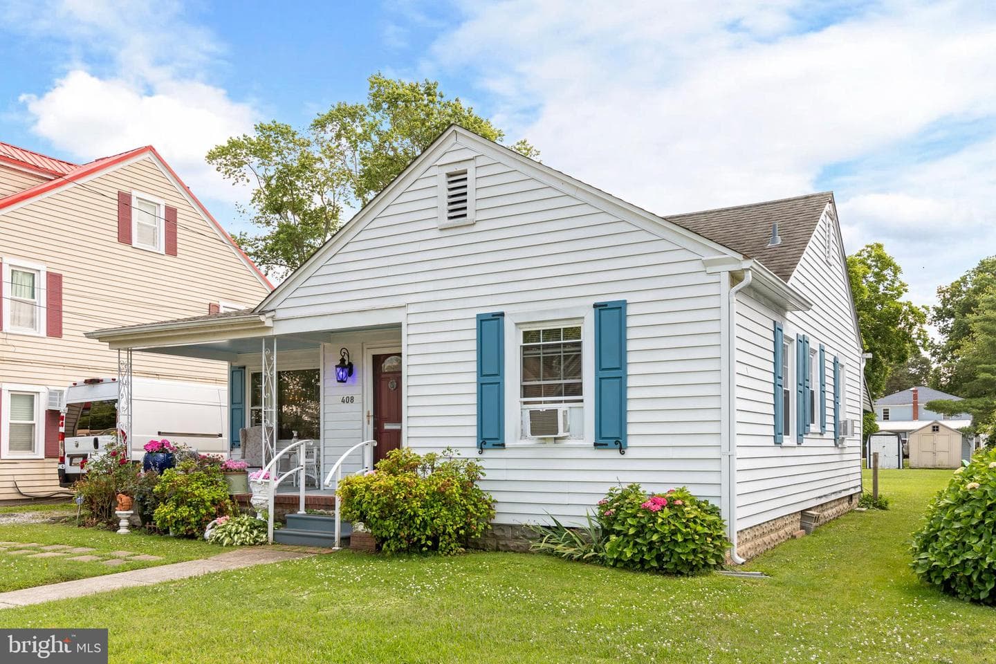 408 Bayly Avenue photo 38