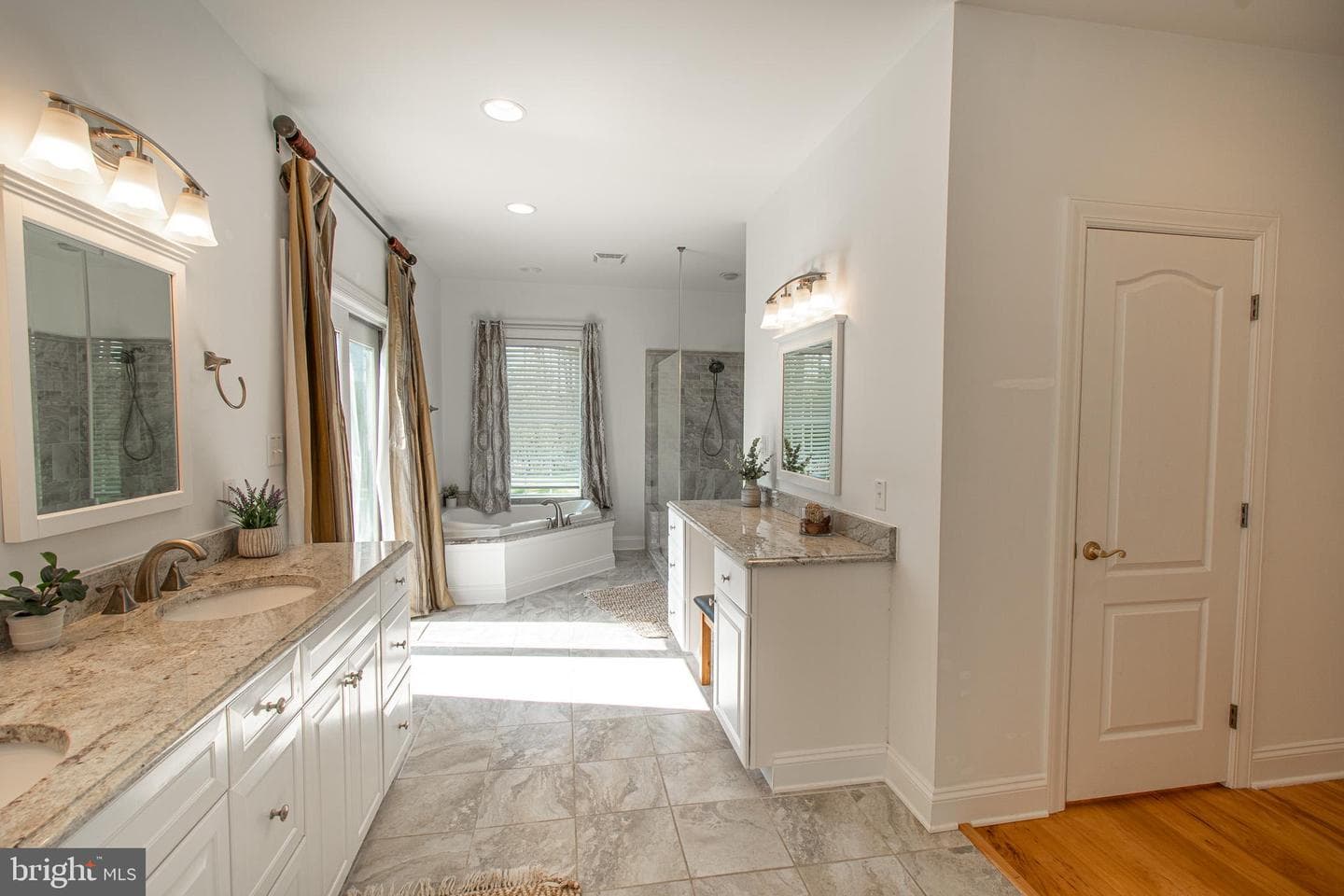 5227 Brooks Road photo 33