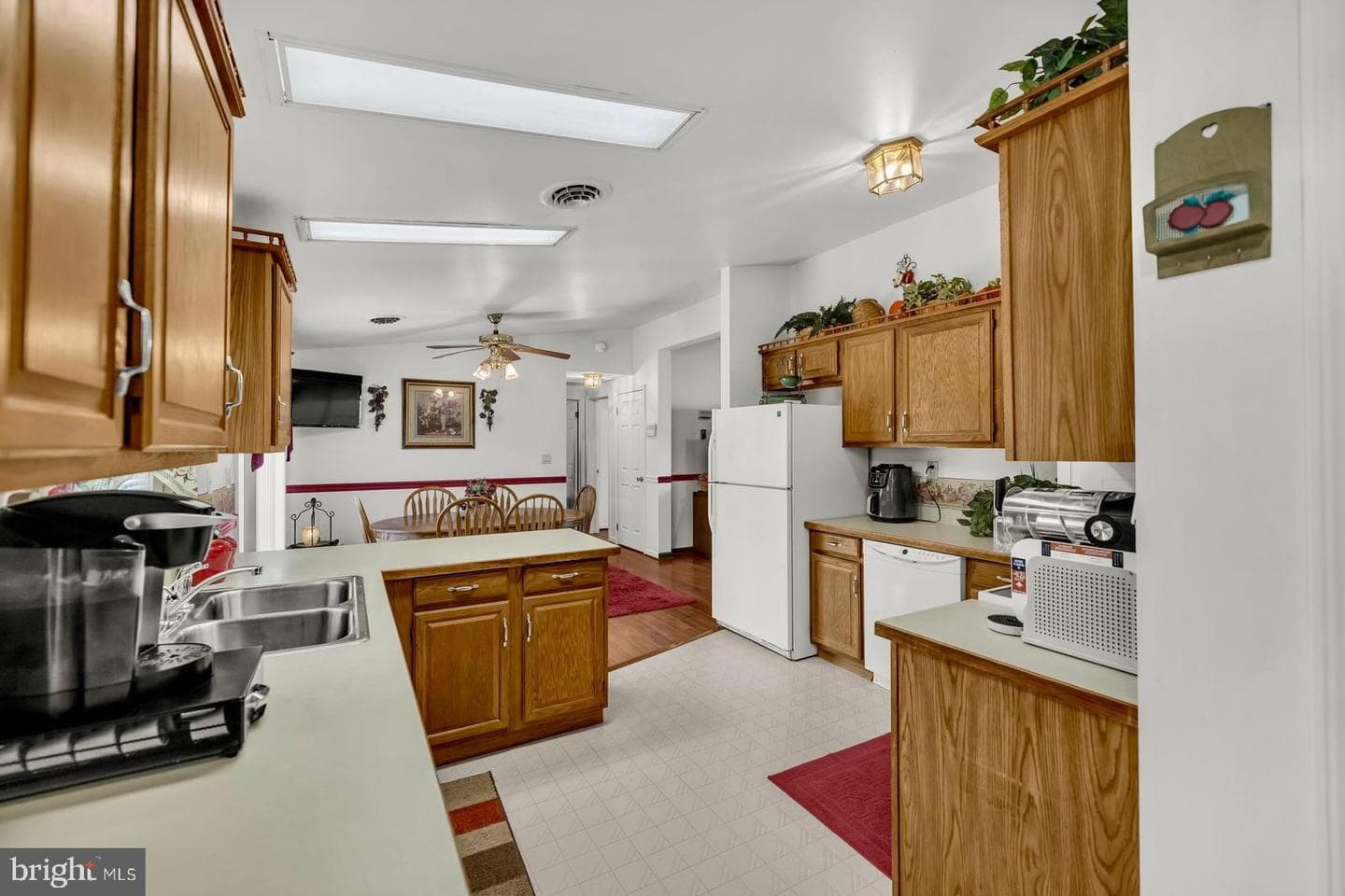 6933 Backlanding Road photo 12