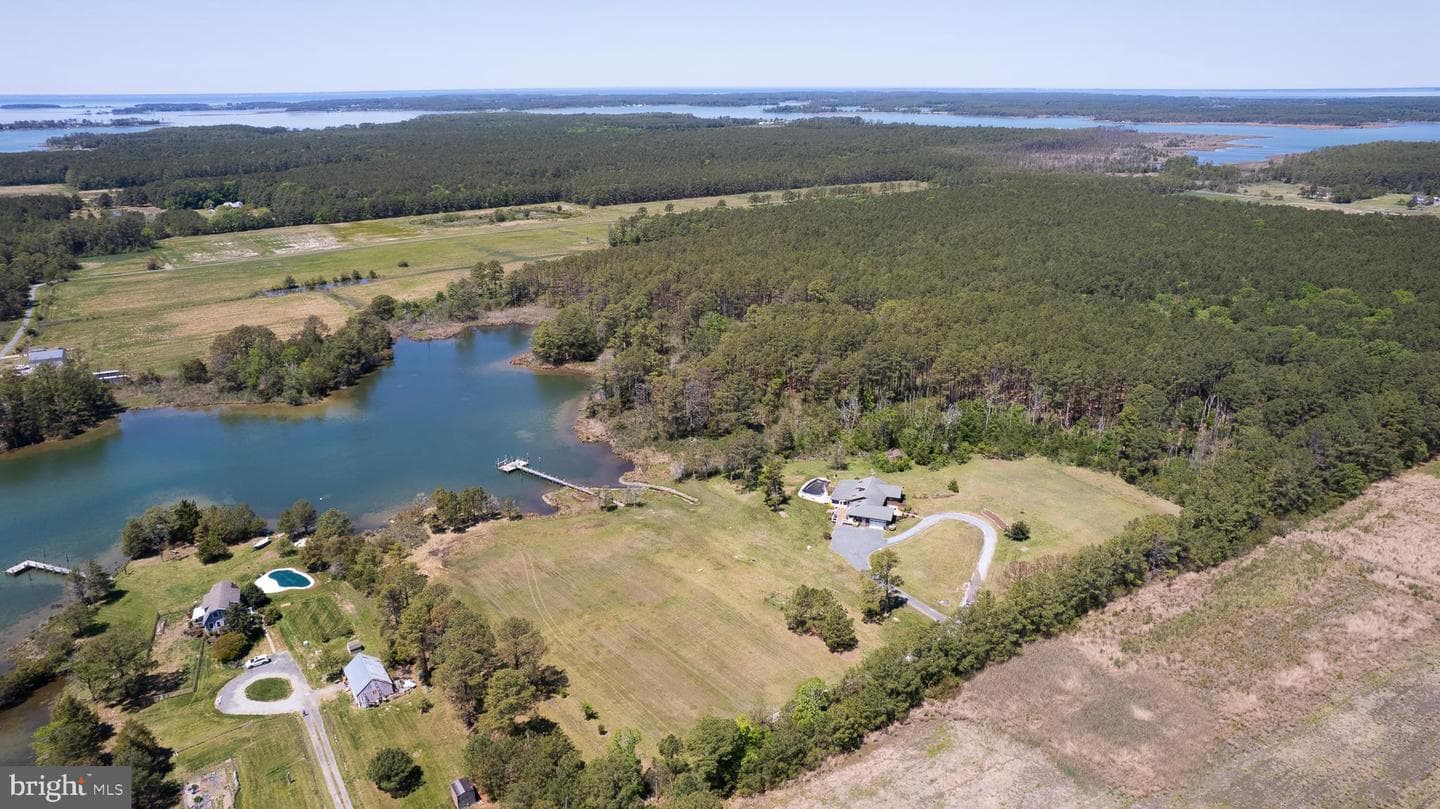 1661 Town Point Road photo 48