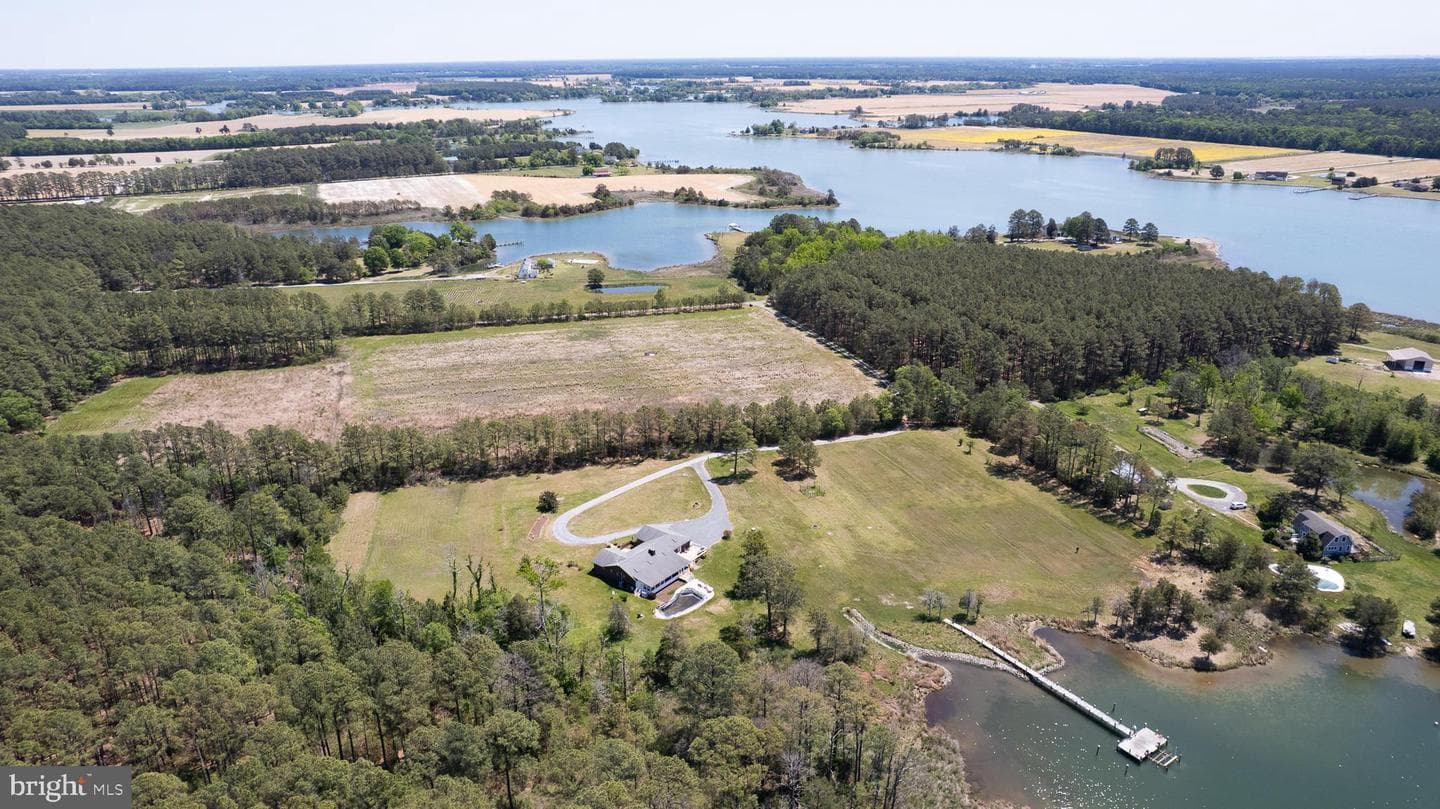 1661 Town Point Road photo 62
