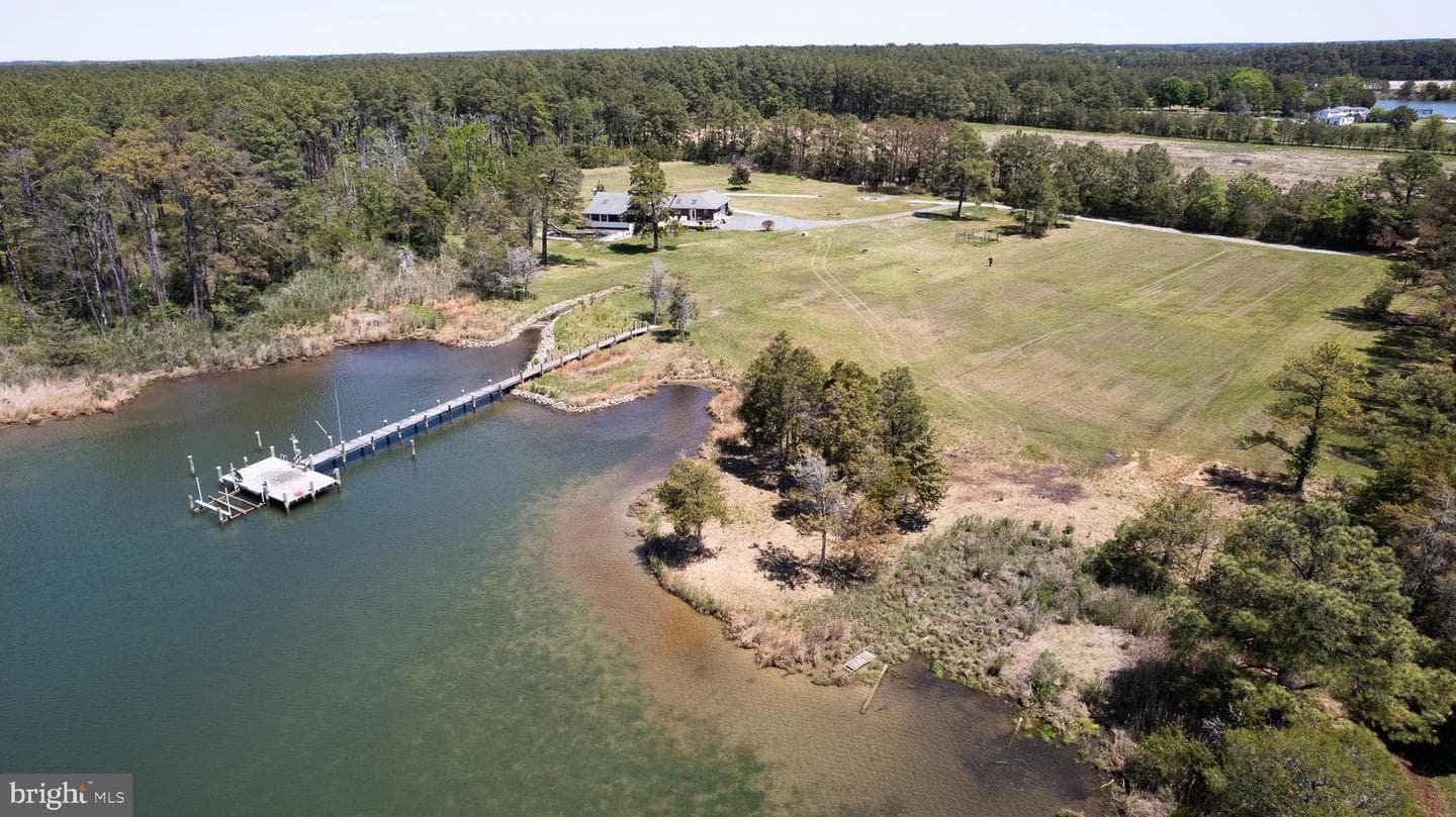 1661 Town Point Road photo 66
