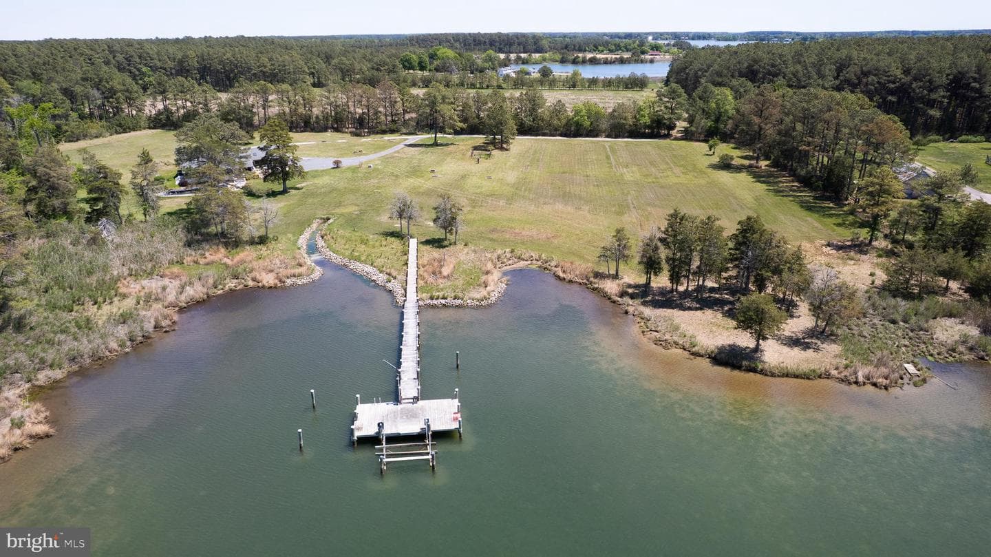 1661 Town Point Road photo 67