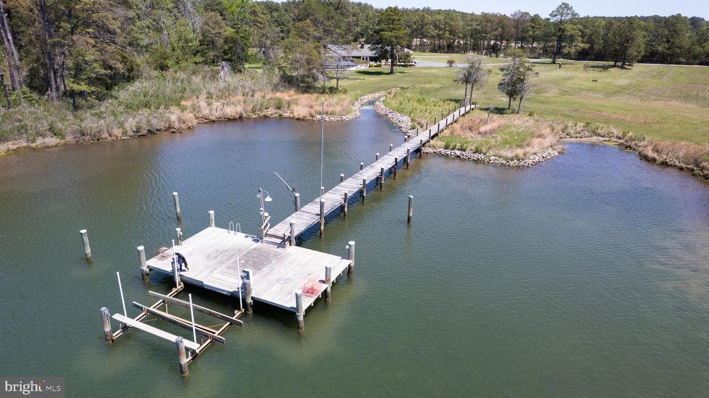 1661 Town Point Road photo 68