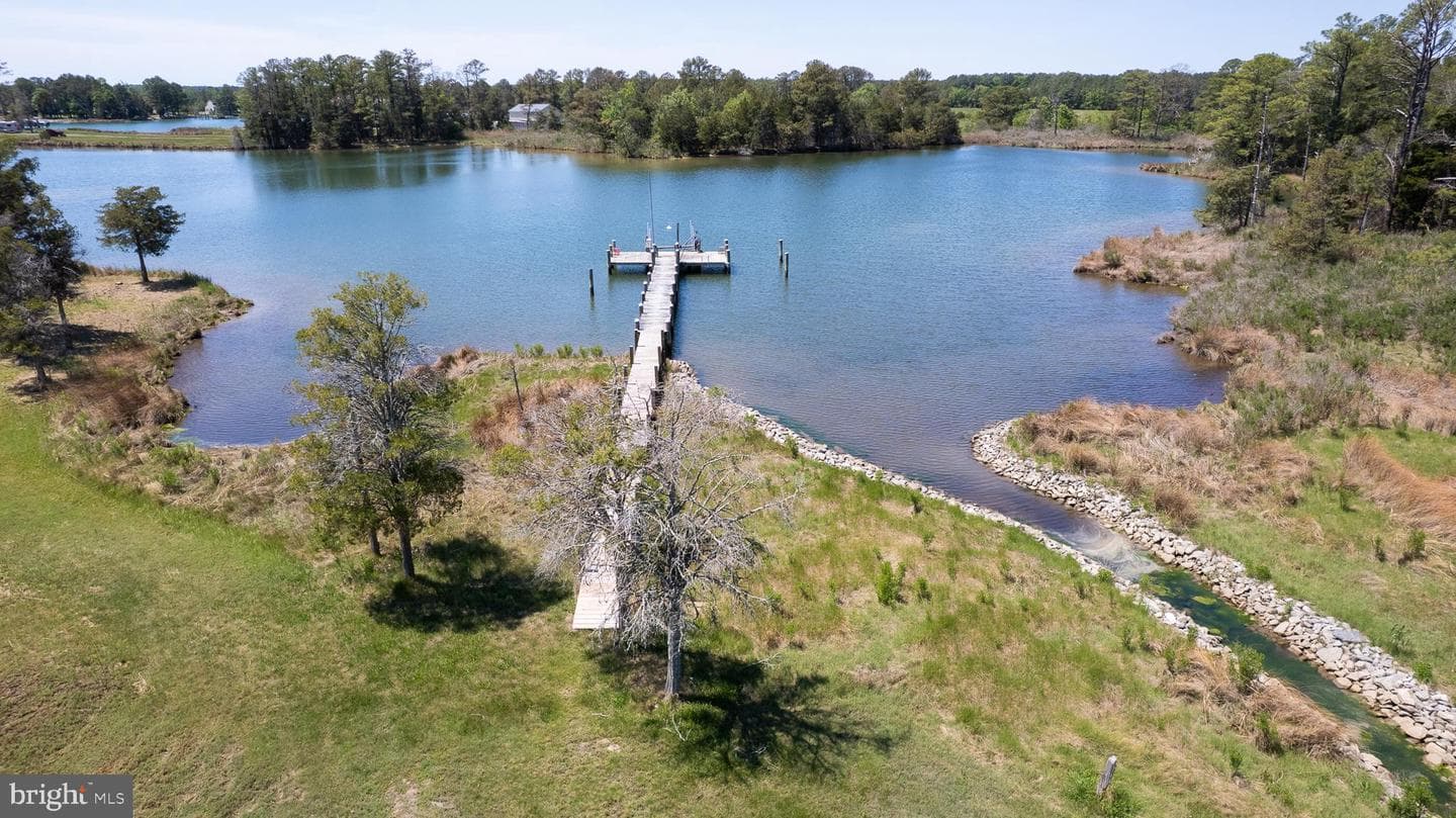 1661 Town Point Road photo 72