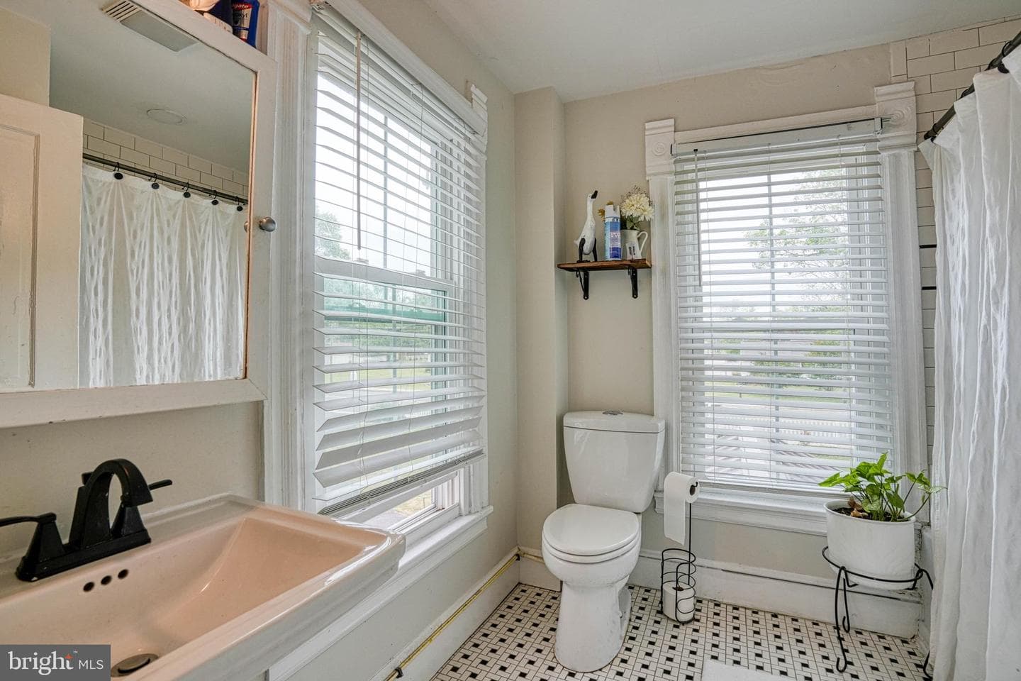 1311 Race Street photo 59