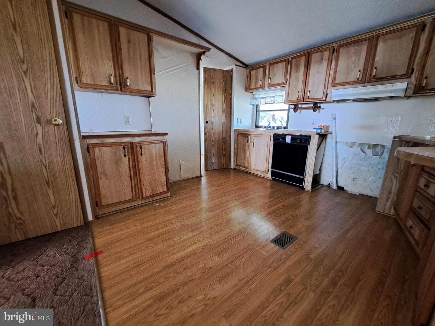 6706 Whiteley Road photo 12