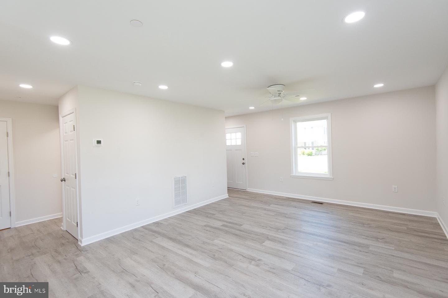 109 Railroad Avenue photo 10