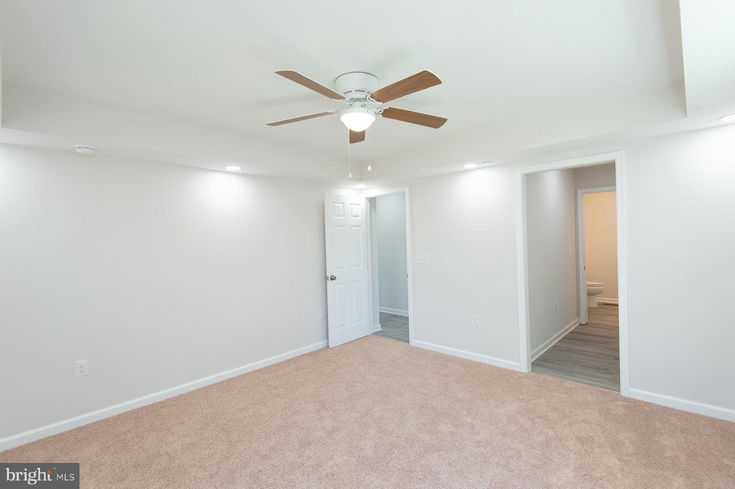 109 Railroad Avenue photo 14