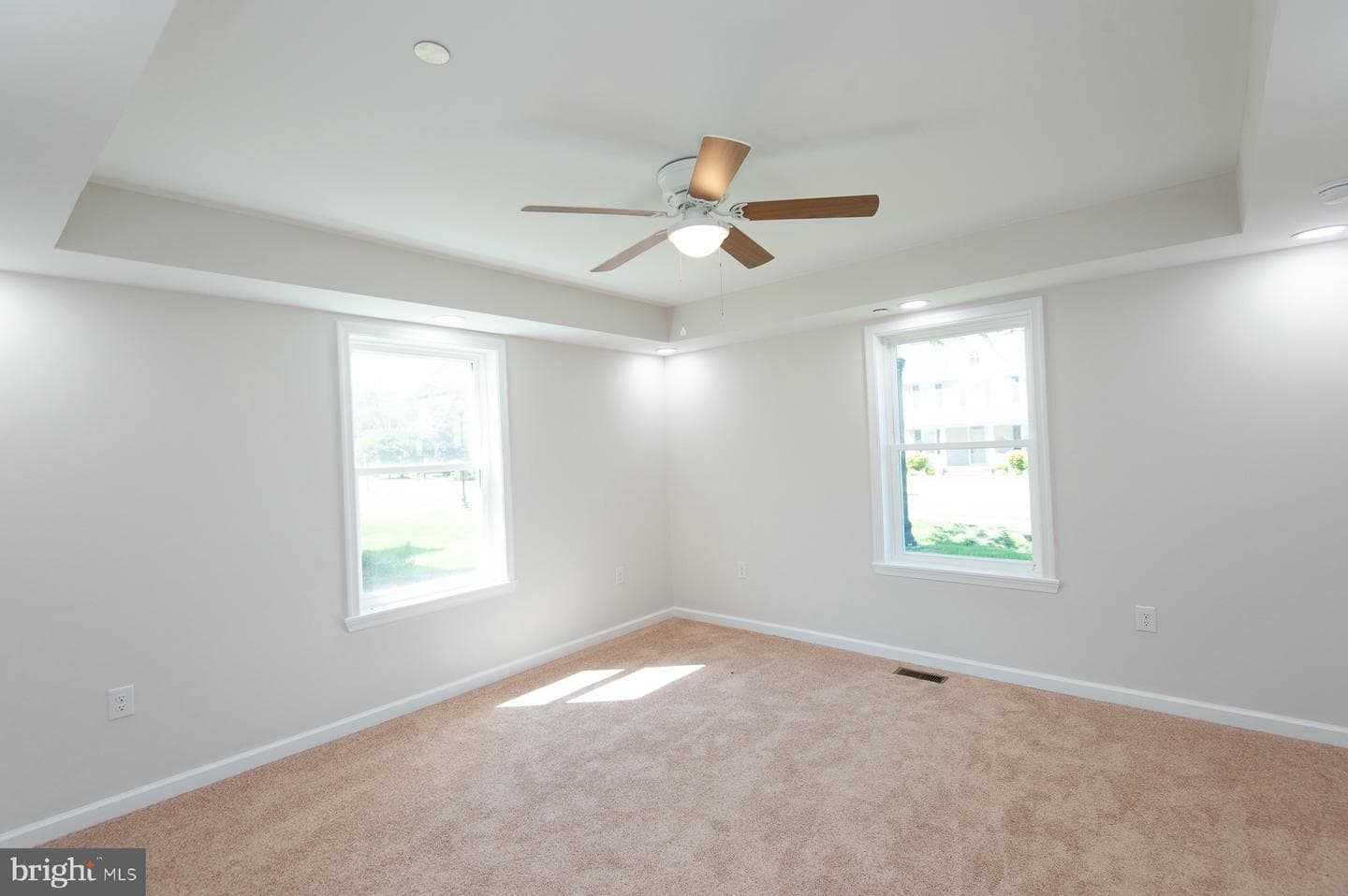 109 Railroad Avenue photo 16
