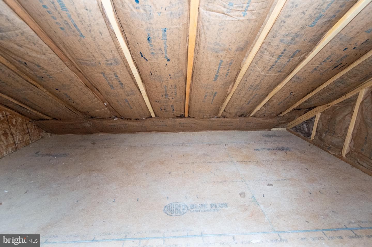 109 Railroad Avenue photo 22