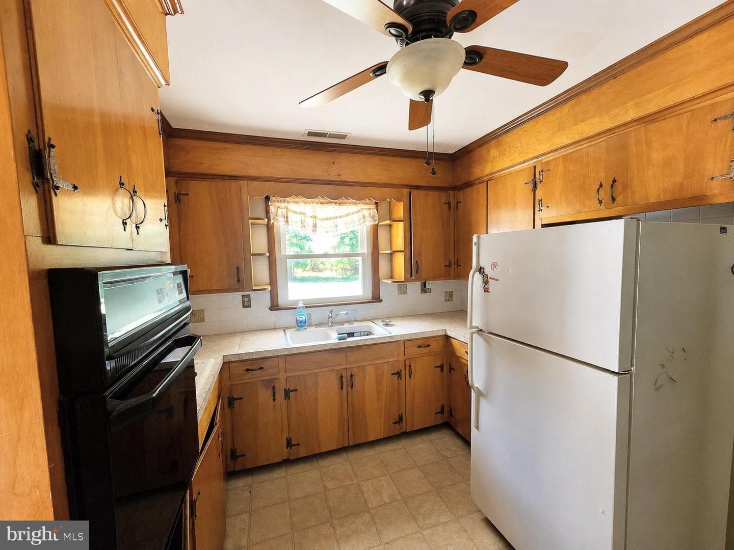 5260 Wilson Rd photo 4