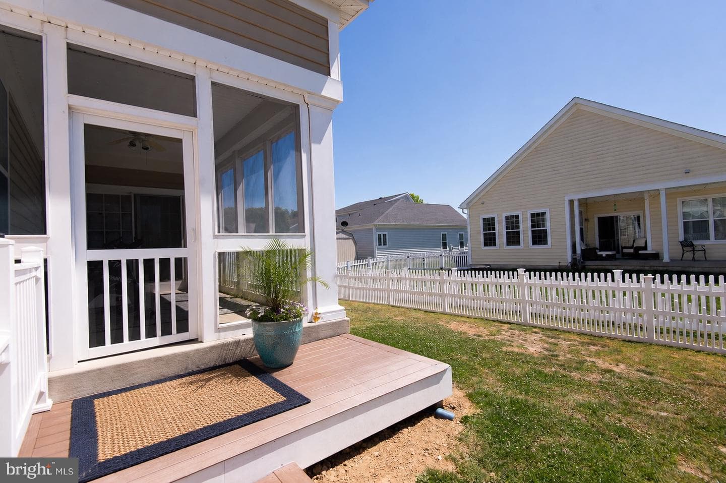 119 Regulator Drive N photo 33