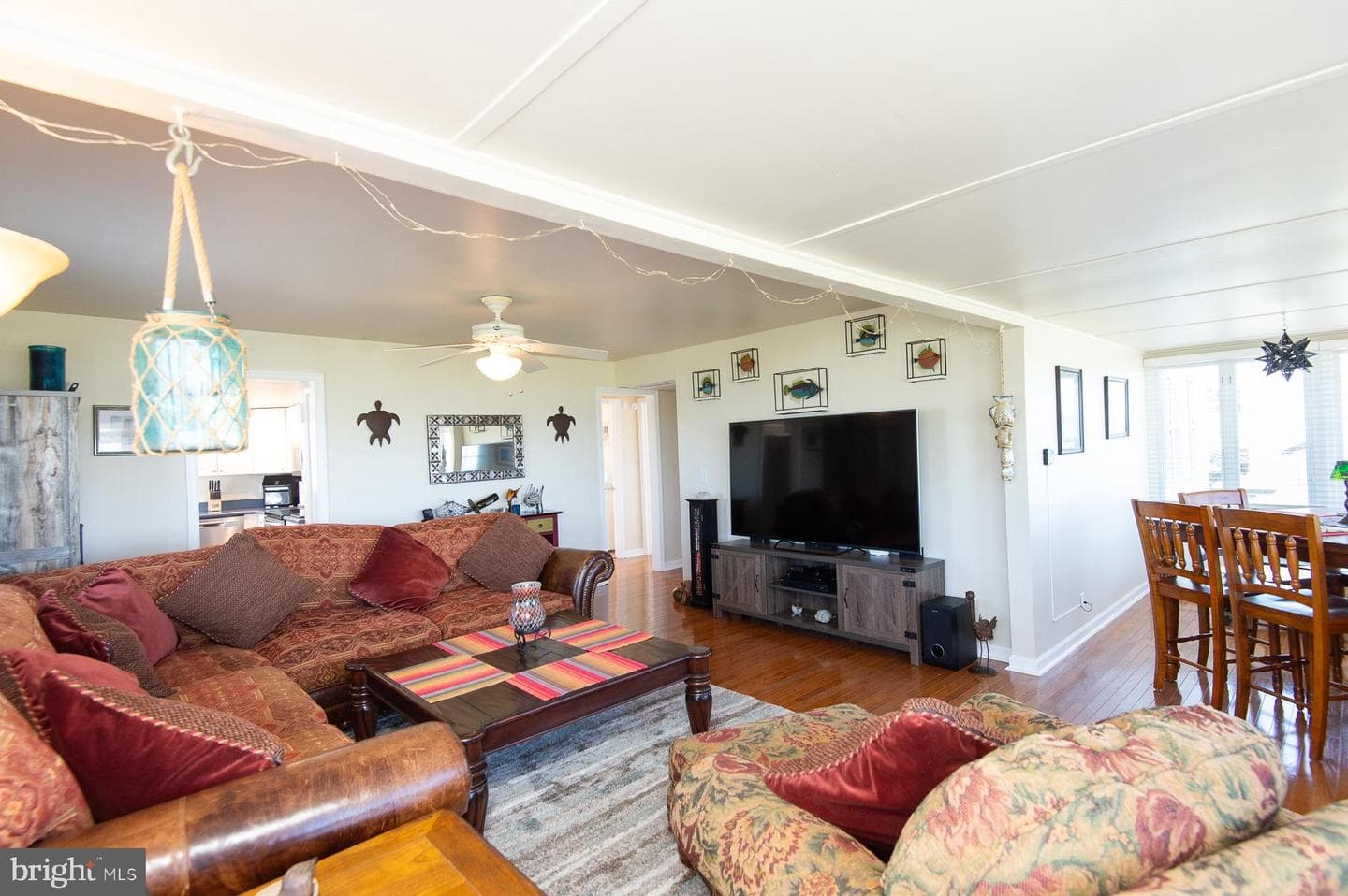 5558 Bowen Road photo 8