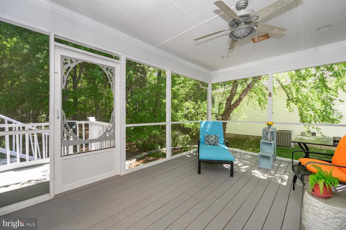 126 Regulator Drive N photo 21
