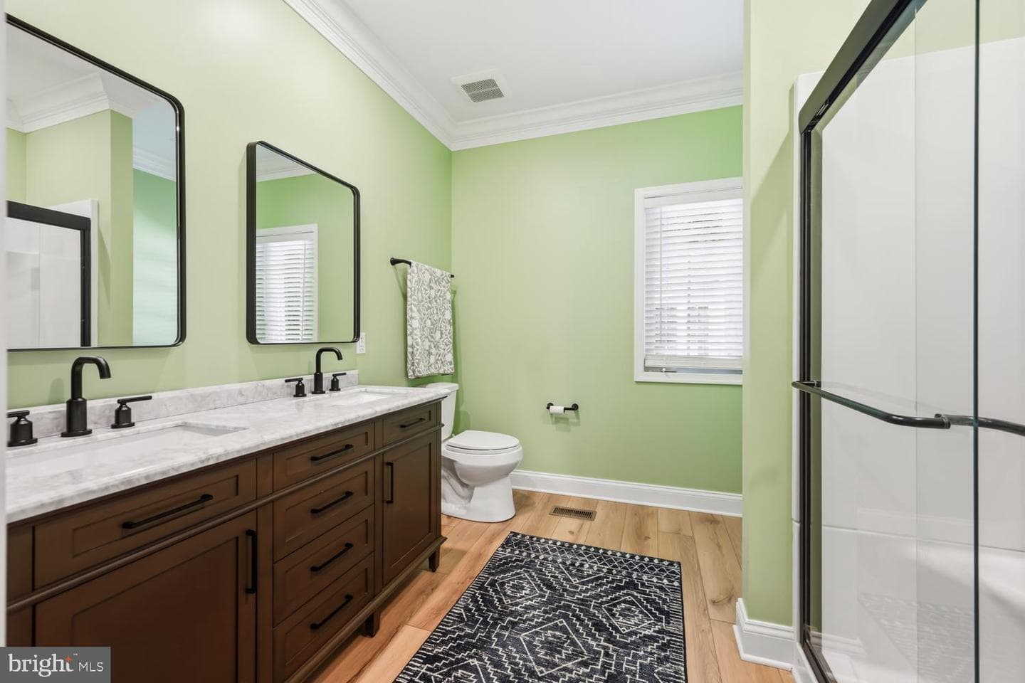 126 Regulator Drive N photo 25