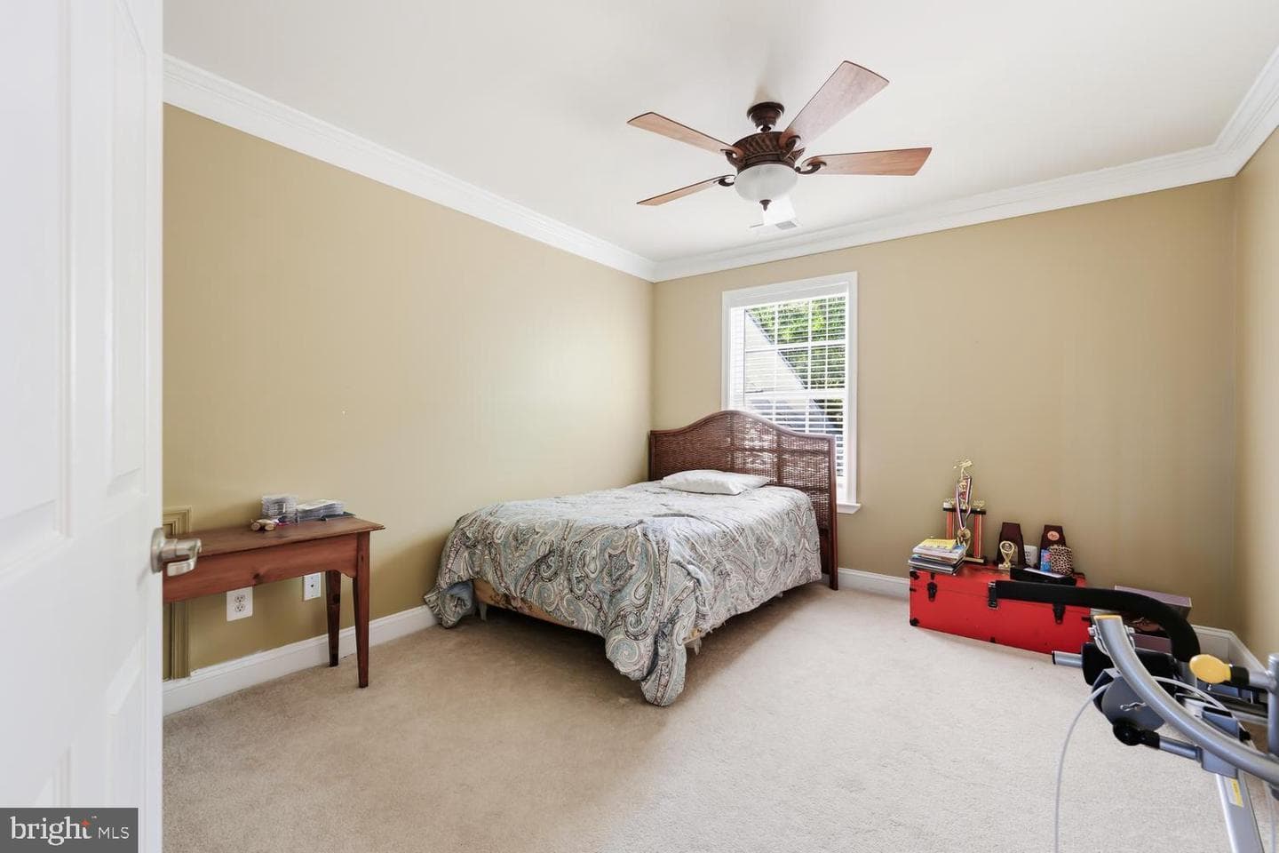 126 Regulator Drive N photo 30