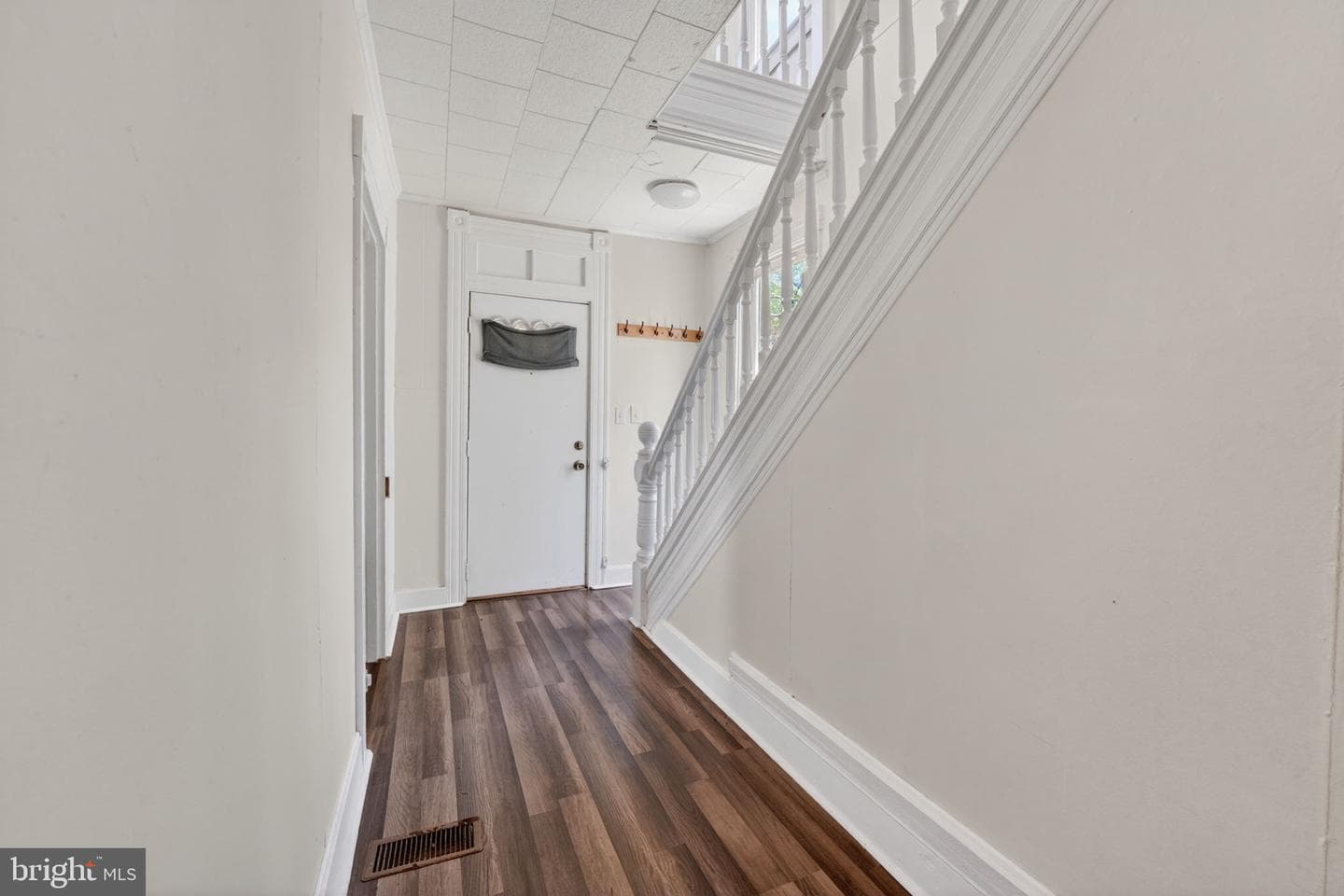 722 Glasgow St photo 22