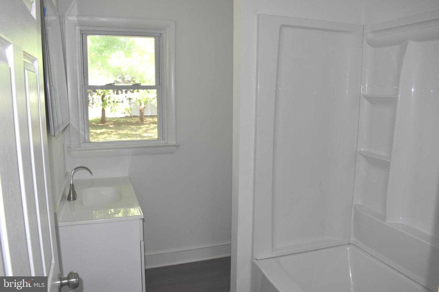 111 Richardson Drive photo 13