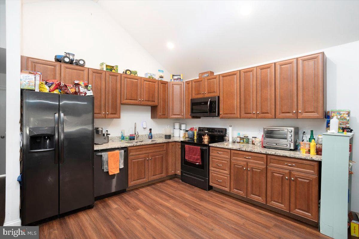 128 South Street photo 4
