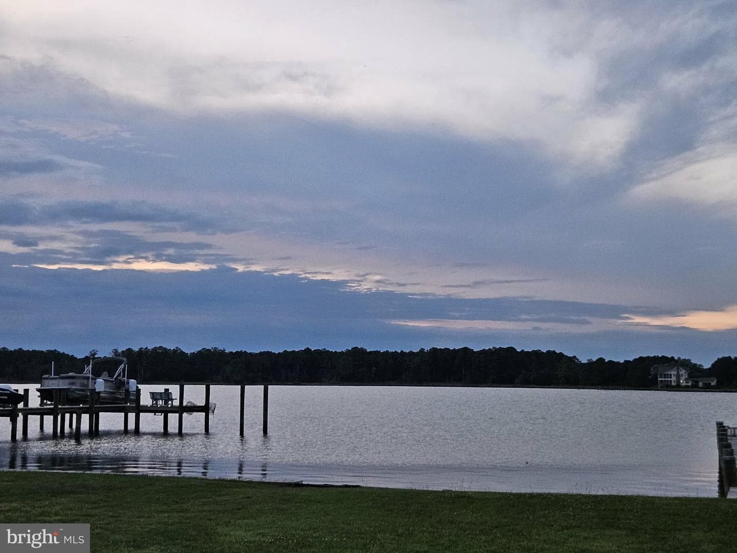 1514 Deep Point Rd photo 8