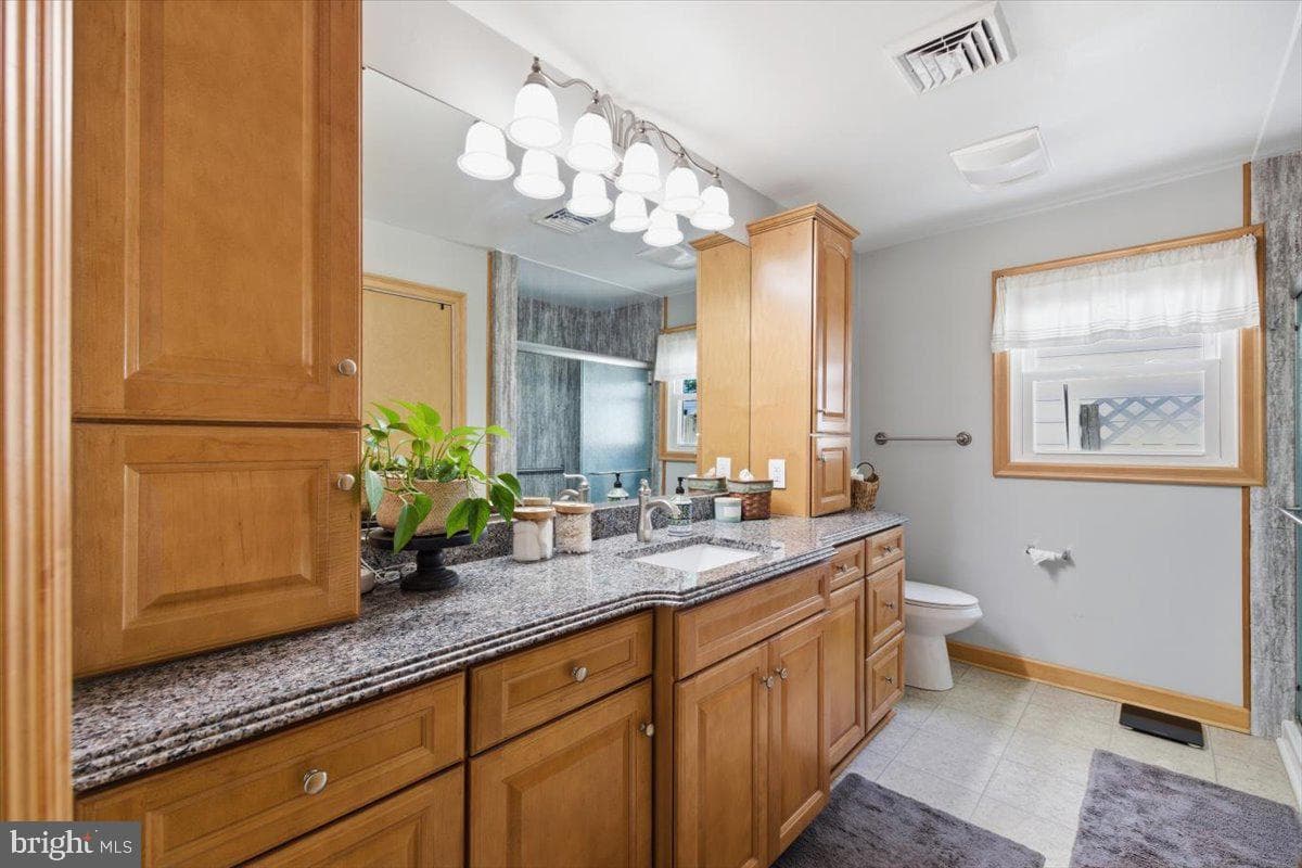 5740 Linkwood Rd photo 22