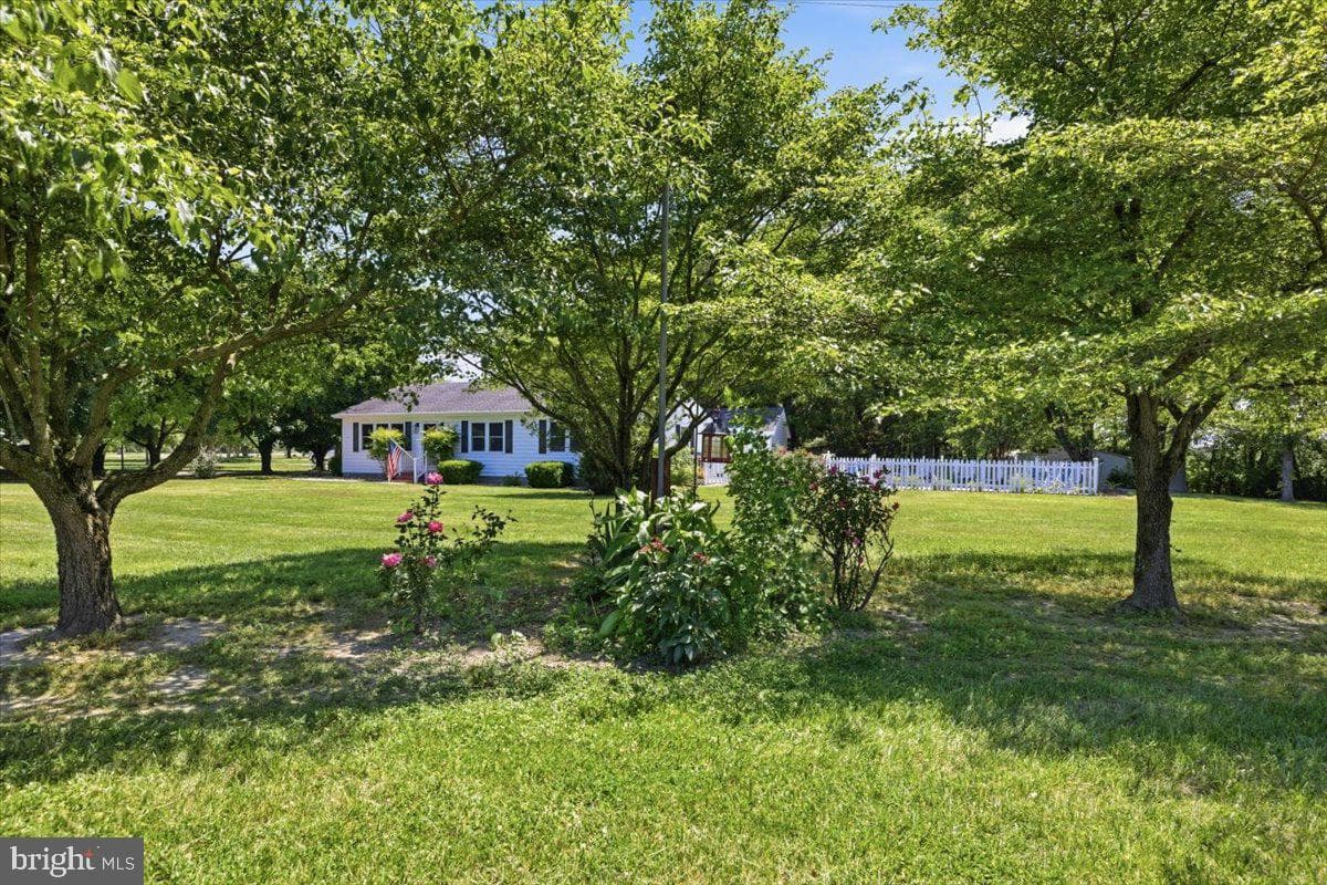 5740 Linkwood Rd photo 3